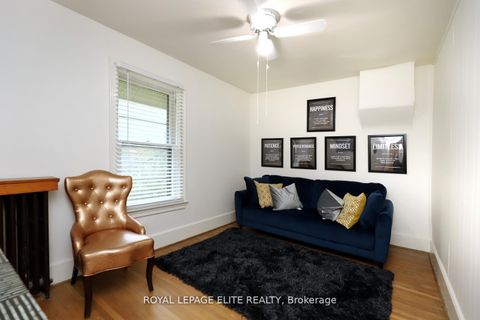 Photo 14 at 18-20 Reuben Street, Aurora Village, Aurora