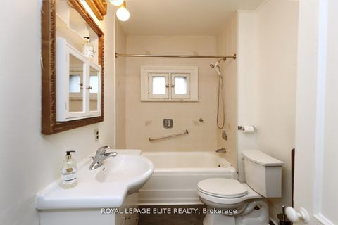 Photo 16 at 18-20 Reuben Street, Aurora Village, Aurora