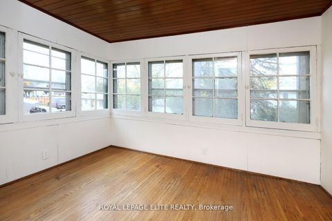 Photo 17 at 18-20 Reuben Street, Aurora Village, Aurora