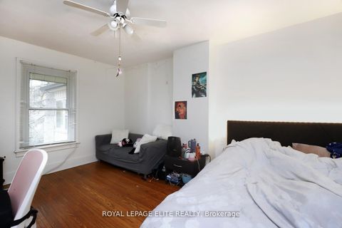 Photo 28 at 18-20 Reuben Street, Aurora Village, Aurora