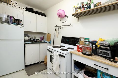 Photo 30 at 18-20 Reuben Street, Aurora Village, Aurora