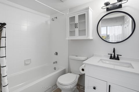 Photo 11 at 619 - 3050 Ellesmere Road, Morningside, Toronto