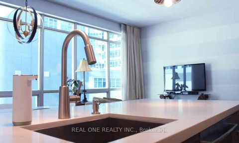 Photo 10 at 225 - 350 Wellington Street W, Waterfront Communities C1, Toronto