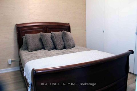 Photo 17 at 225 - 350 Wellington Street W, Waterfront Communities C1, Toronto