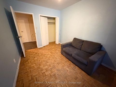 Photo 9 at 206 - 825 Kennedy Road, Ionview, Toronto