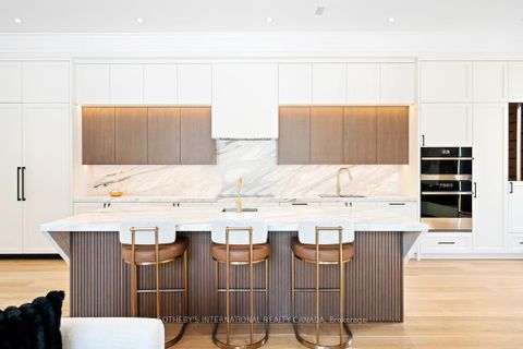 Photo 15 at 82 Donhill Crescent, Kleinburg, Vaughan