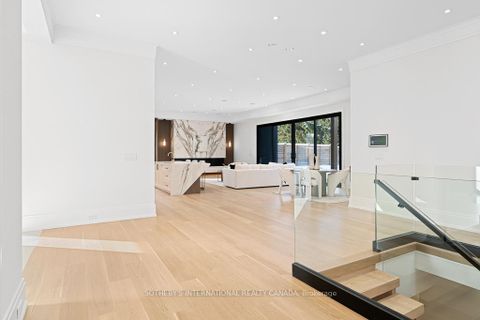 Photo 23 at 82 Donhill Crescent, Kleinburg, Vaughan