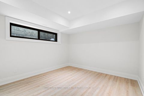 Photo 36 at 82 Donhill Crescent, Kleinburg, Vaughan