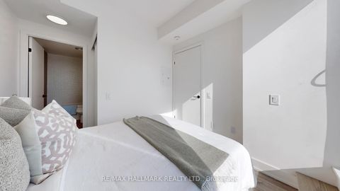 Photo 10 at 512 - 1285 Queen Street E, Coxwell, Toronto