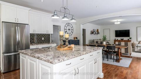 Photo 15 at 769 Freemont Court, Alcona, Innisfil