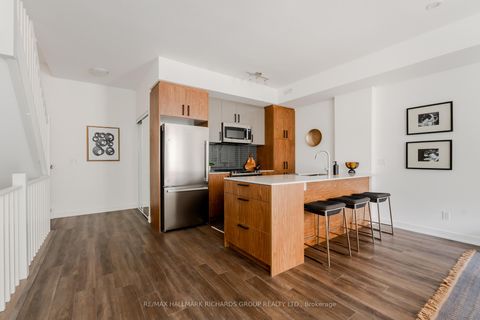 Photo 9 at 42 - 35 Birchcliff Avenue, Cliffside, Toronto