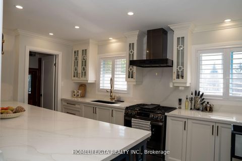 Photo 16 at 439 Rossland Road W, McLaughlin, Oshawa