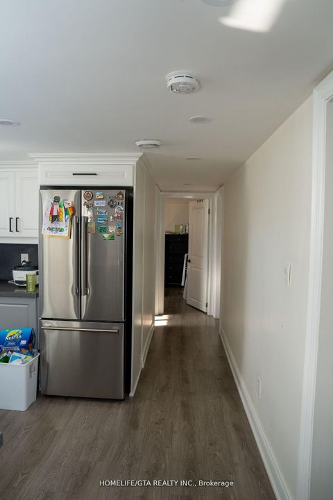 Photo 19 at 439 Rossland Road W, McLaughlin, Oshawa