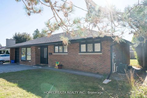 Photo 20 at 439 Rossland Road W, McLaughlin, Oshawa