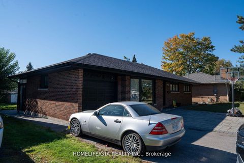 Photo 23 at 439 Rossland Road W, McLaughlin, Oshawa