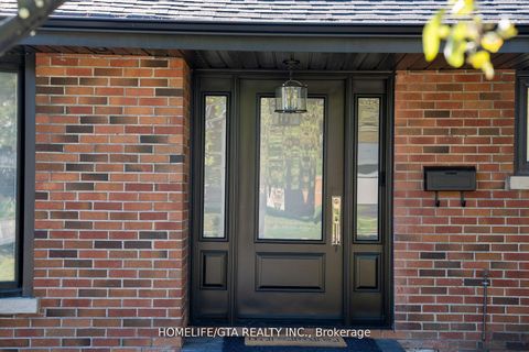 Photo 24 at 439 Rossland Road W, McLaughlin, Oshawa