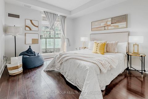 Photo 15 at LPH10 - 23 Lorraine Drive, Willowdale West, Toronto