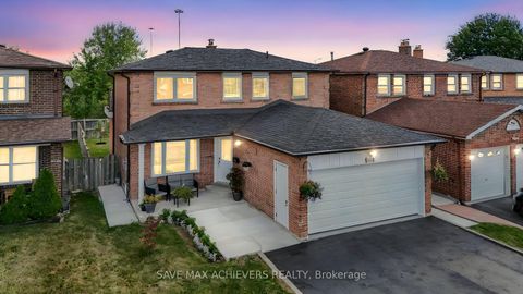 Photo 1 at 4024 Longo Circle E, Malton, Mississauga