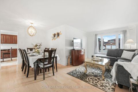 Photo 7 at 4024 Longo Circle E, Malton, Mississauga