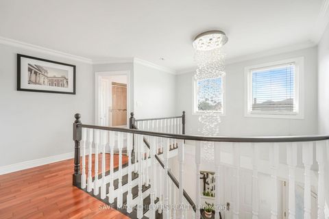 Photo 17 at 4024 Longo Circle E, Malton, Mississauga