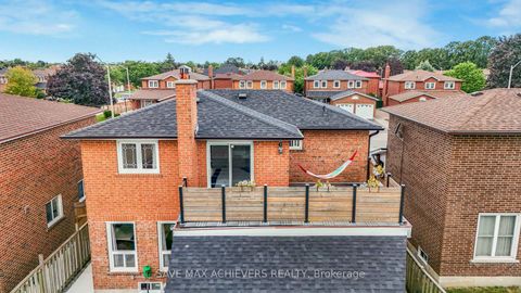 Photo 26 at 4024 Longo Circle E, Malton, Mississauga