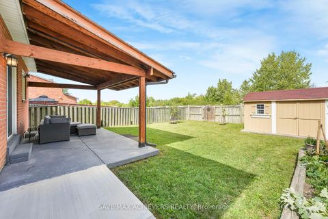 Photo 42 at 4024 Longo Circle E, Malton, Mississauga