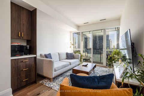 Photo 1 at 1131 - 560 Front Street W, Waterfront Communities C1, Toronto