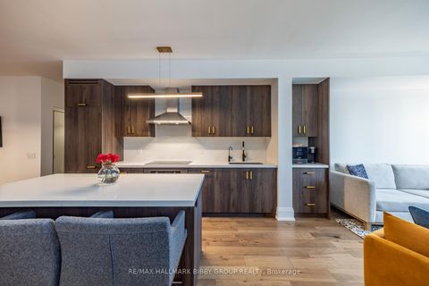 Photo 13 at 1131 - 560 Front Street W, Waterfront Communities C1, Toronto