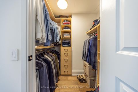 Photo 18 at 1131 - 560 Front Street W, Waterfront Communities C1, Toronto