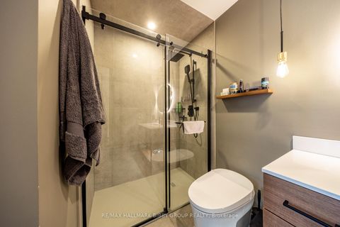 Photo 20 at 1131 - 560 Front Street W, Waterfront Communities C1, Toronto