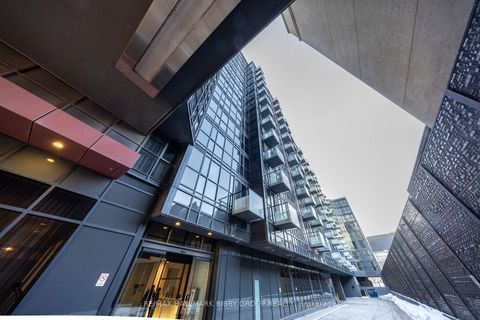 Photo 31 at 1131 - 560 Front Street W, Waterfront Communities C1, Toronto