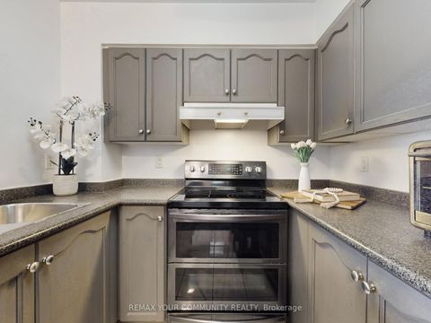 Photo 13 at 412 - 19 Northern Heights Street, Langstaff, Richmond Hill