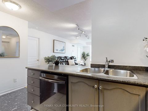 Photo 14 at 412 - 19 Northern Heights Street, Langstaff, Richmond Hill