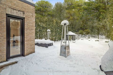 Photo 26 at 18 Brookfield Road, York Mills, Toronto