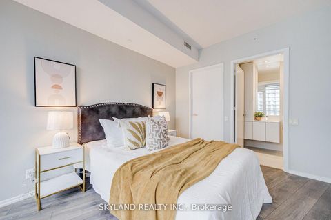 Photo 8 at 3211 - 125 Peter Street, Waterfront Communities C1, Toronto