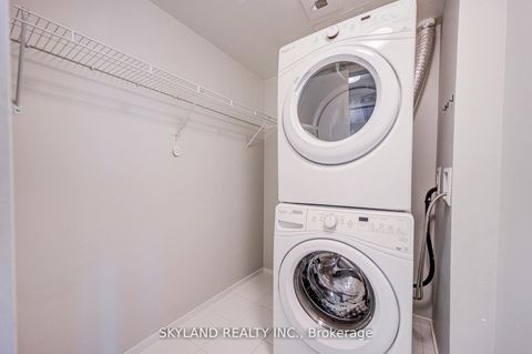 Photo 15 at 3211 - 125 Peter Street, Waterfront Communities C1, Toronto