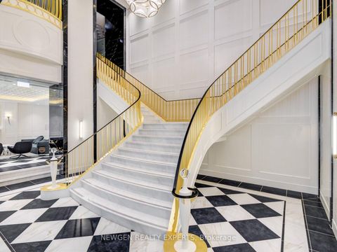 Photo 5 at 208 - 955 Bay Street, Bay Street Corridor, Toronto