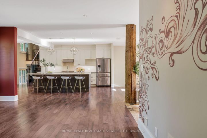 Photo 11 at 2448 Bridge Road, WO West, Oakville