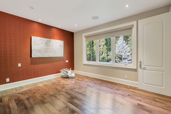 Photo 19 at 2448 Bridge Road, WO West, Oakville