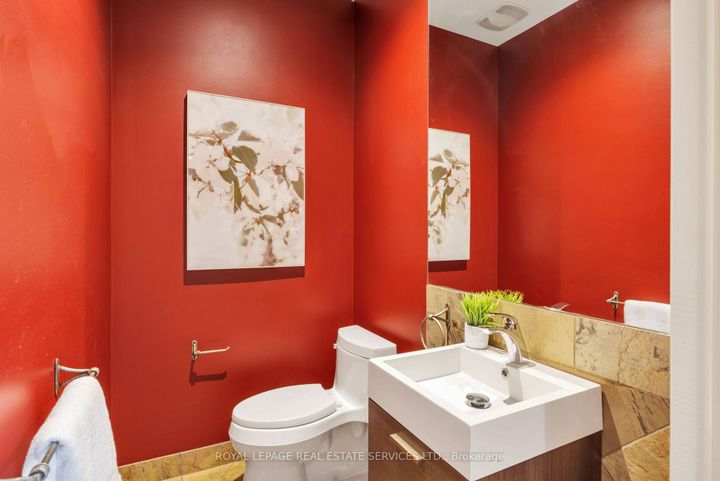 Photo 27 at 2448 Bridge Road, WO West, Oakville