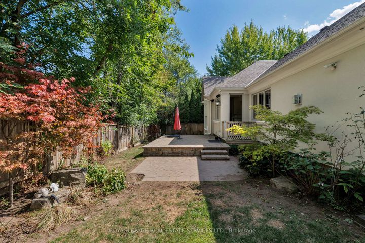 Photo 36 at 2448 Bridge Road, WO West, Oakville