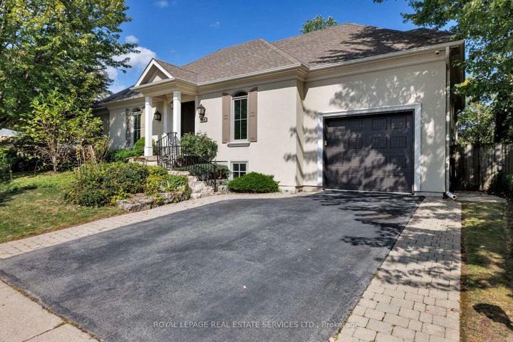 Photo 42 at 2448 Bridge Road, WO West, Oakville