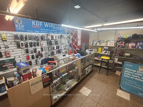 Photo 1 at unit 3 - 120 Lombard Street, Yonge Corridor, Toronto