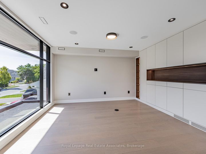 Photo 7 at 953 Halliday Avenue, Lakeview, Mississauga