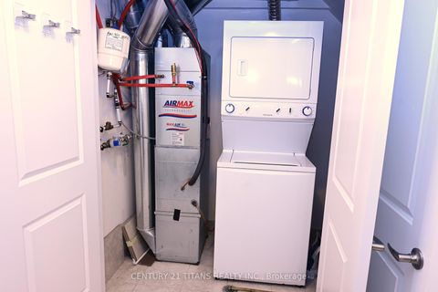 Photo 15 at 135 - 80 Parrotta Drive, Pelmo Park W5, Toronto