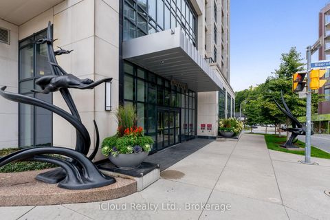 Photo 1 at 714 - 1 Old Mill Drive, Swansea, Toronto