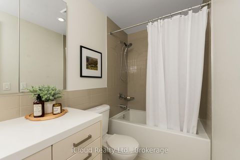 Photo 20 at 714 - 1 Old Mill Drive, Swansea, Toronto