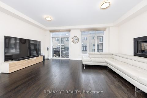 Photo 16 at 33 Duncombe Lane, South Richvale, Richmond Hill