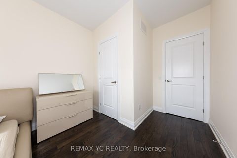 Photo 32 at 33 Duncombe Lane, South Richvale, Richmond Hill