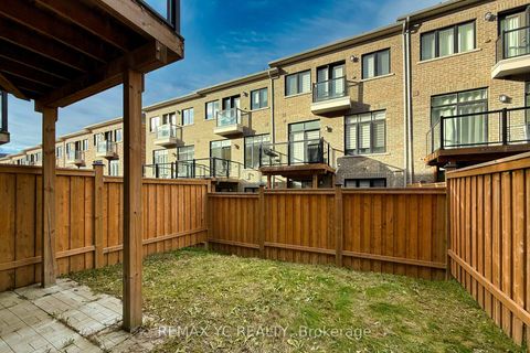 Photo 49 at 33 Duncombe Lane, South Richvale, Richmond Hill